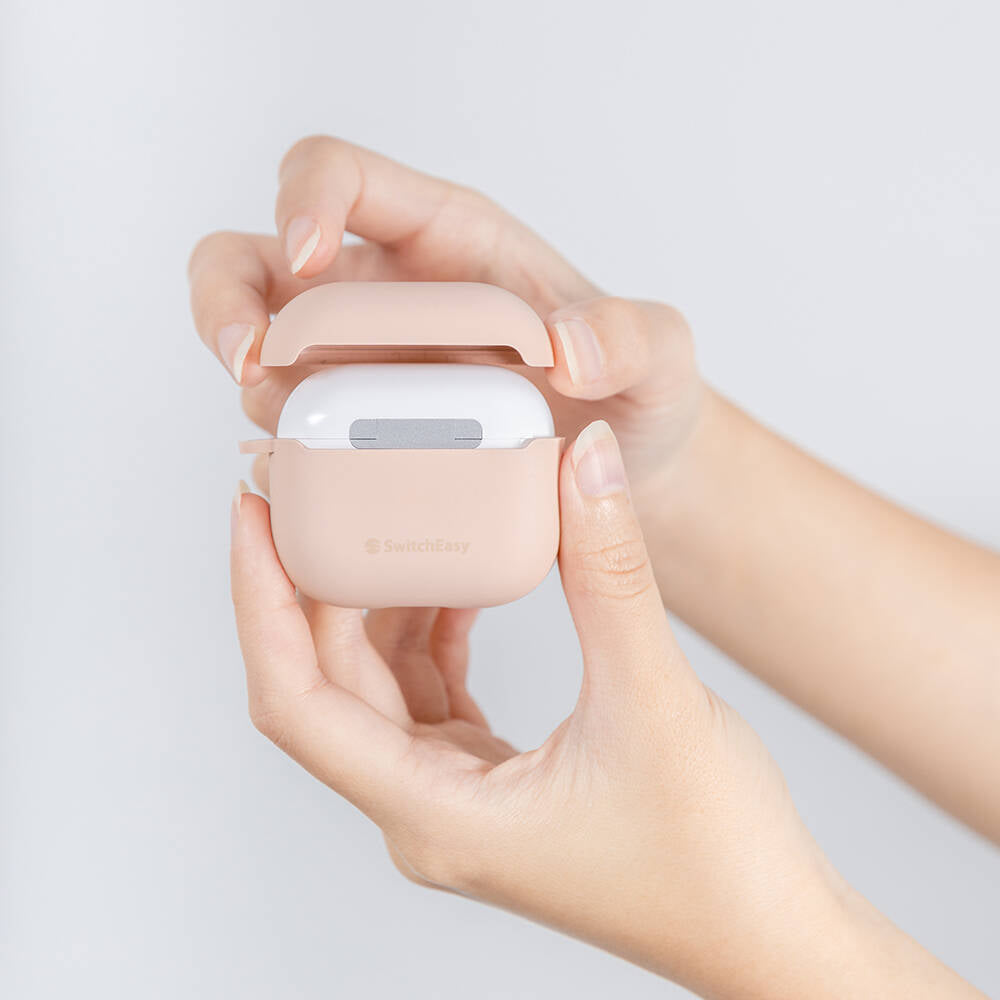 Apple Airpods 3. Nesil Kılıf Yumuşak Dokunuşlu Likit Silikon Tasarımlı Lisanslı Switcheasy Skin Kapak Yeşil