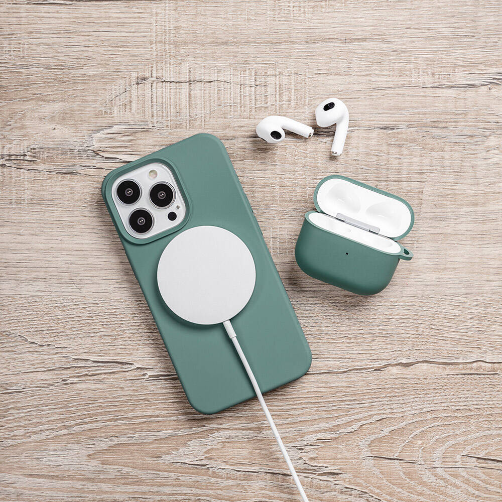 Apple Airpods 3. Nesil Kılıf Yumuşak Dokunuşlu Likit Silikon Tasarımlı Lisanslı Switcheasy Skin Kapak Yeşil