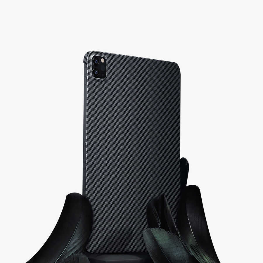 Apple iPad Pro 11 2022 M2 Kılıf Benks Essential Kevlar Karbon Fiber Kapak Siyah