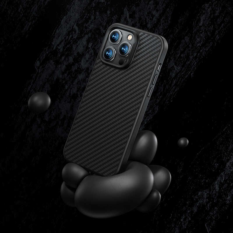 Apple iPhone 14 Plus Kılıf Karbon Fiber Benks Civilian Aramid Protective Kapak Siyah
