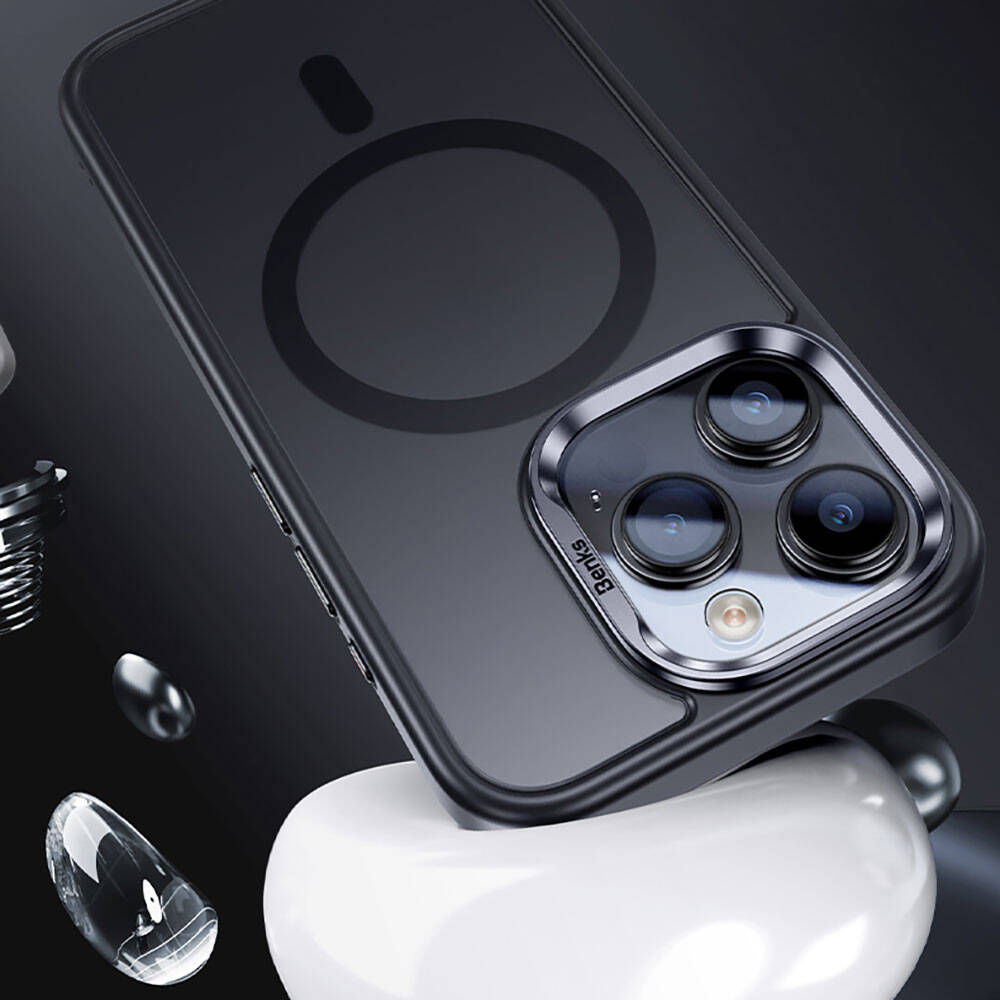 Apple iPhone 15 Plus Kılıf M-safe Şarj Özellikli Benks Mist Protective Kapak Siyah