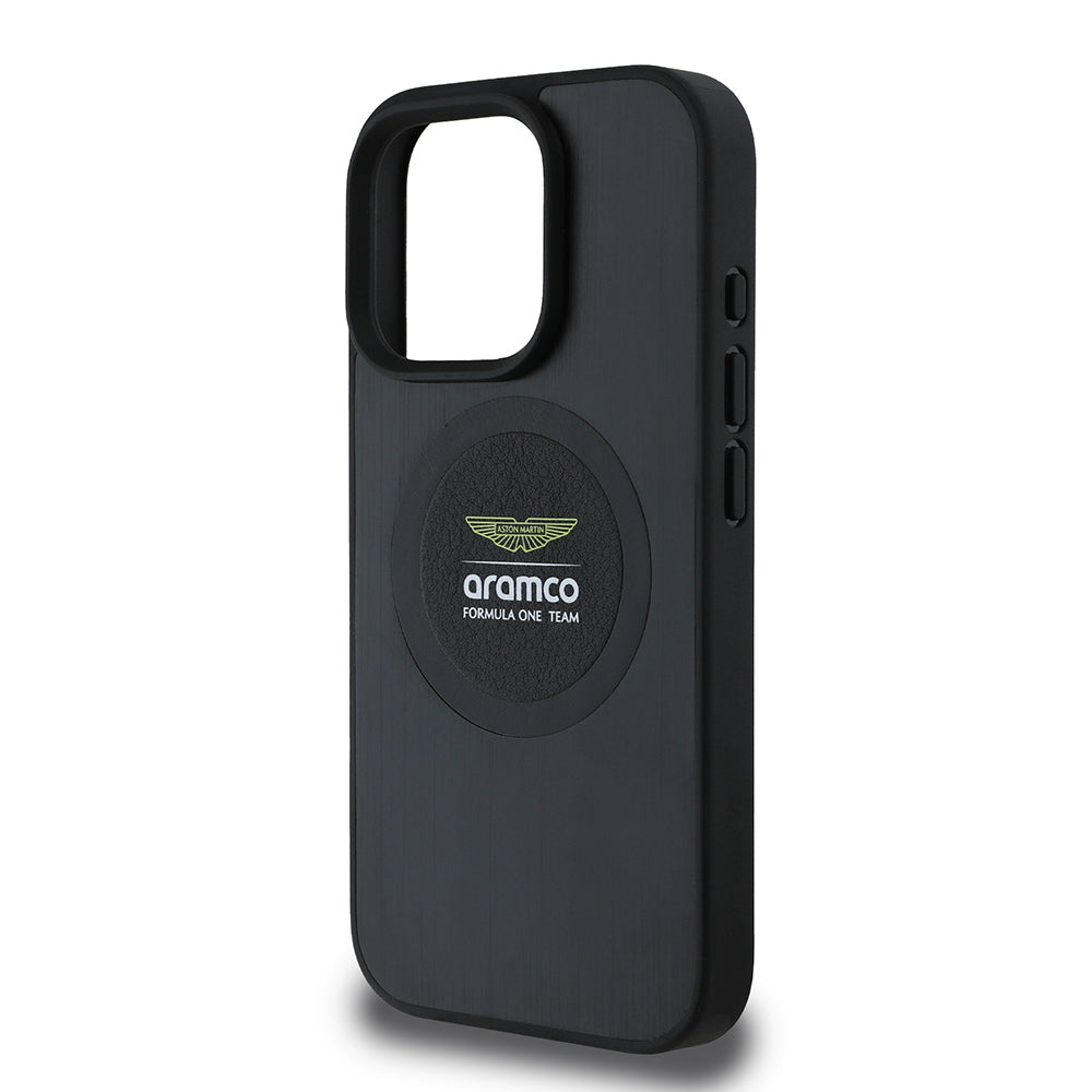 Apple iPhone 15 Pro Max Kılıf Aston Martin Orjinal Lisanslı M-safe Şarj Özellikli Aluminyum Arka Yüzeyli Formula One Team Baskılı Kapak Siyah