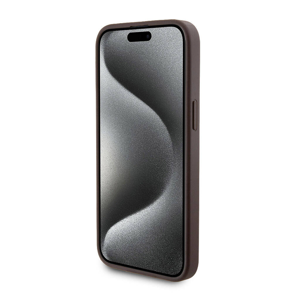 Apple iPhone 15 Pro Max Kılıf Guess Orjinal Lisanslı M-safe Şarj Özellikli Yazı Logolu 4G Desenli Kapak + Powerbank 5000mAh 2in1 Set Kahverengi
