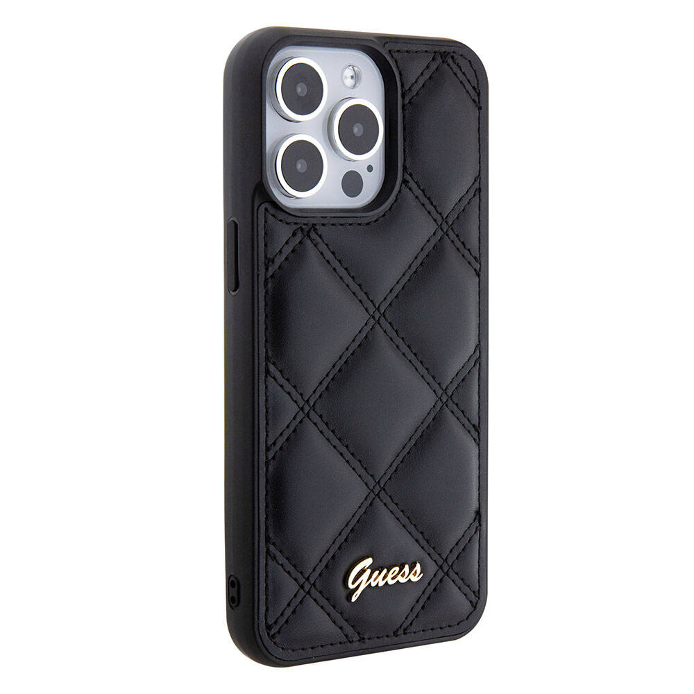 Apple iPhone 15 Pro Max Kılıf Guess Orjinal Lisanslı PU Deri Metal Yazı Logolu Kapitone Kapak Siyah