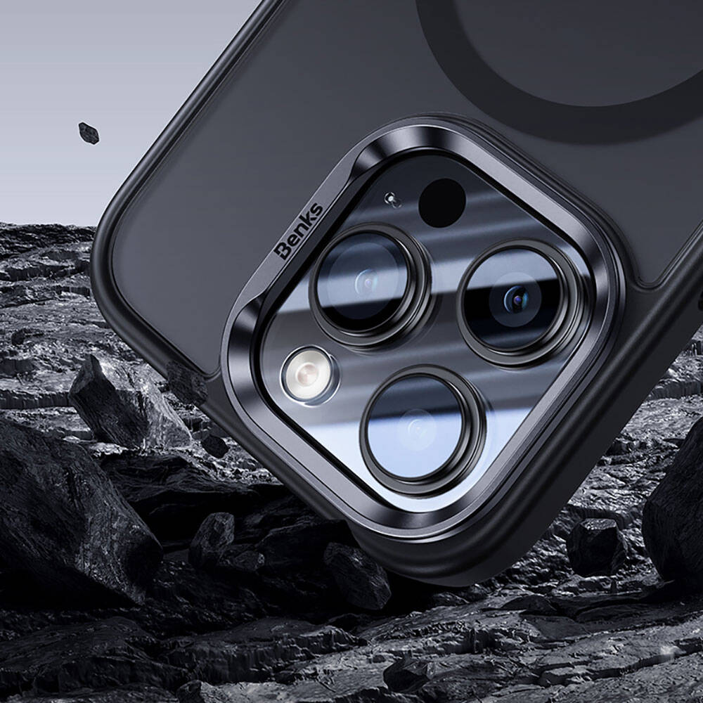 Apple iPhone 15 Pro Max Kılıf M-safe Şarj Özellikli Benks Mist Protective Kapak Gri