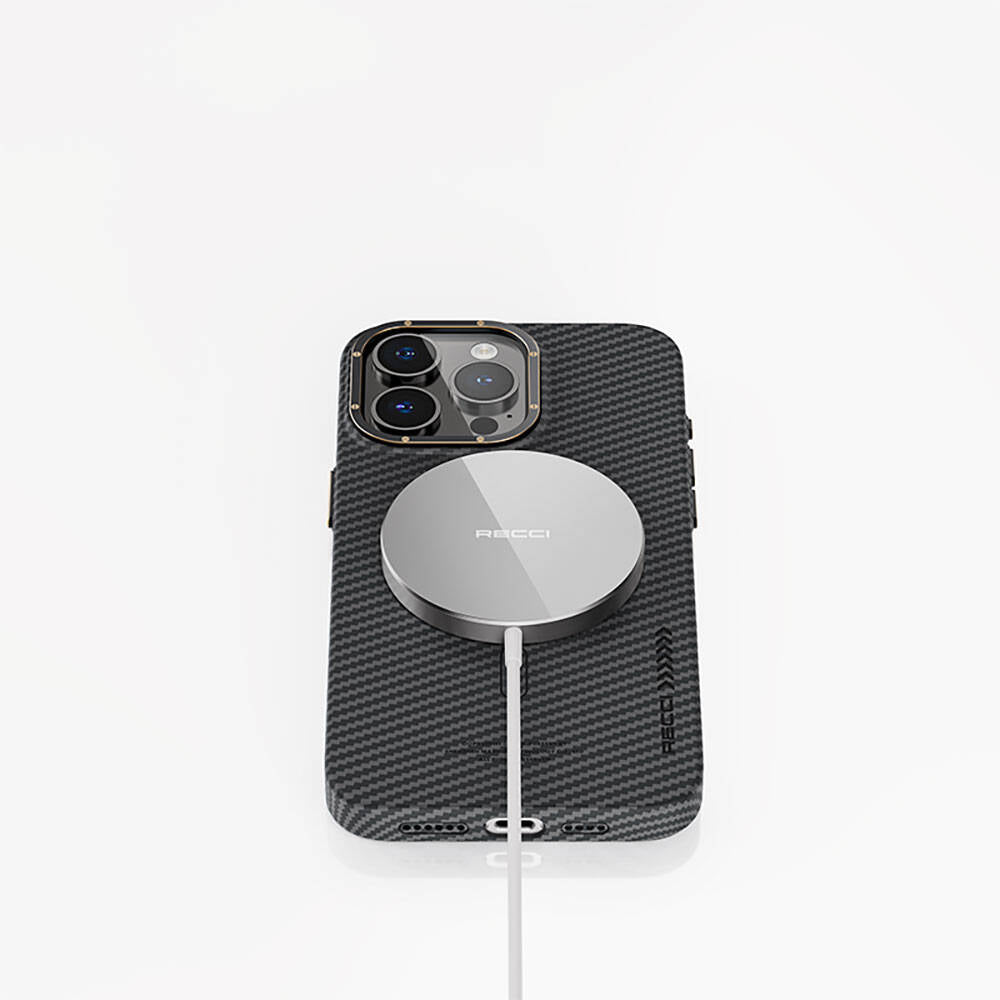 Apple iPhone 15 Pro Max Kılıf Recci Machinist Serisi M-safe Şarj Özellikli Magnetik Karbon Kapak Gri
