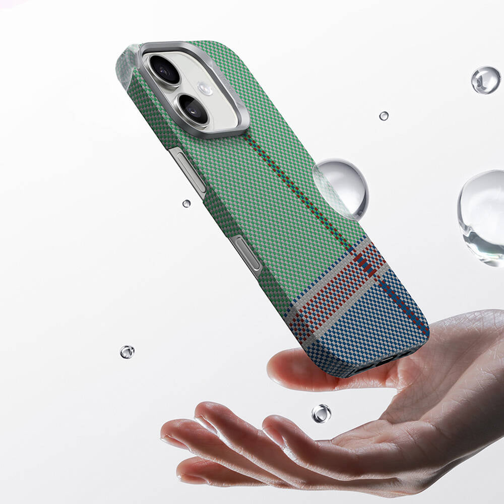 Apple iPhone 16 Plus Kılıf M-safe Şarj Özellikli Karbon Fiber Tasarımlı Benks Passion Green ArmorAir Kevlar Kapak Yeşil