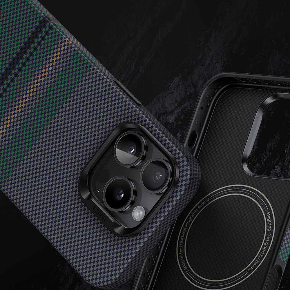 Apple iPhone 16 Pro Kılıf M-safe Şarj Özellikli Karbon Fiber Tasarımlı Benks Aurora ArmorPro Kevlar Kapak Siyah