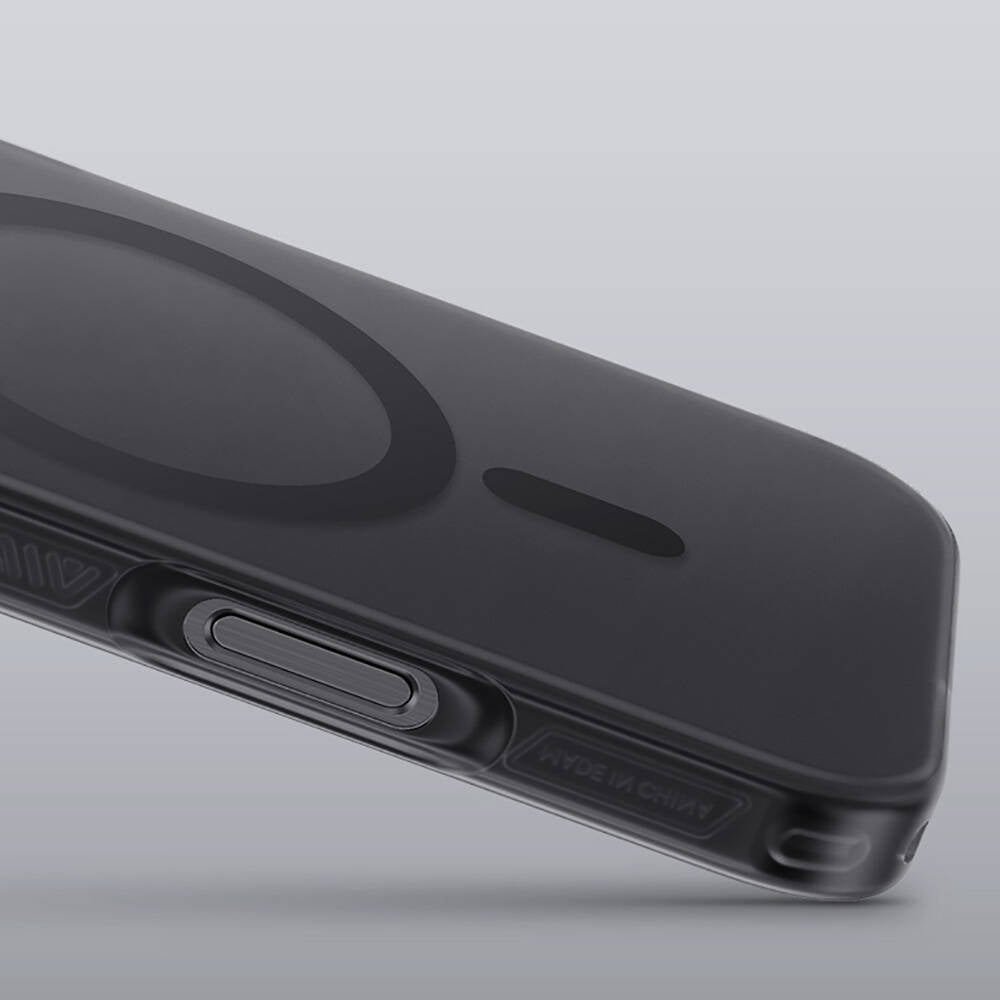 Apple iPhone 16 Pro Max Kılıf M-safe Şarj Özellikli Benks Lucid Armor Kapak Siyah