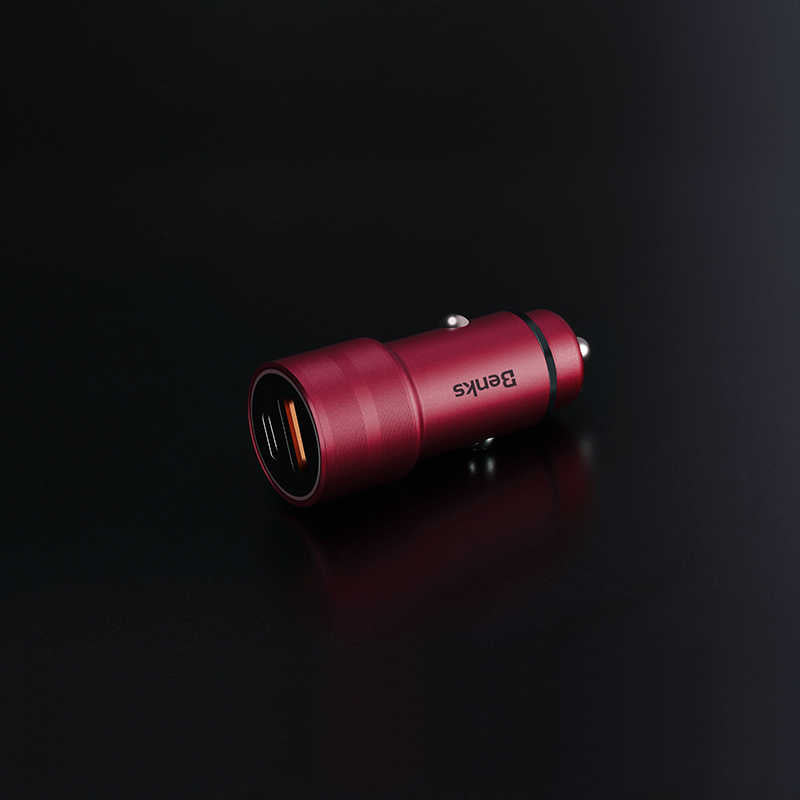 Benks C28 Fast Charging PD Araç Şarj Aleti Gri