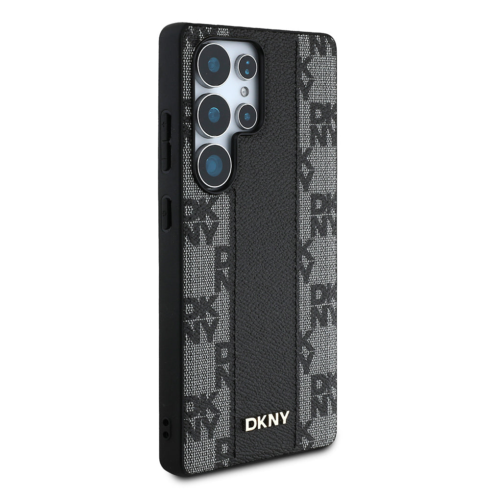 Galaxy S25 Ultra Kılıf DKNY Orjinal Lisanslı M-safe Şarj Özellikli 3D Yazılı Checkered Pattern Kapak Bej