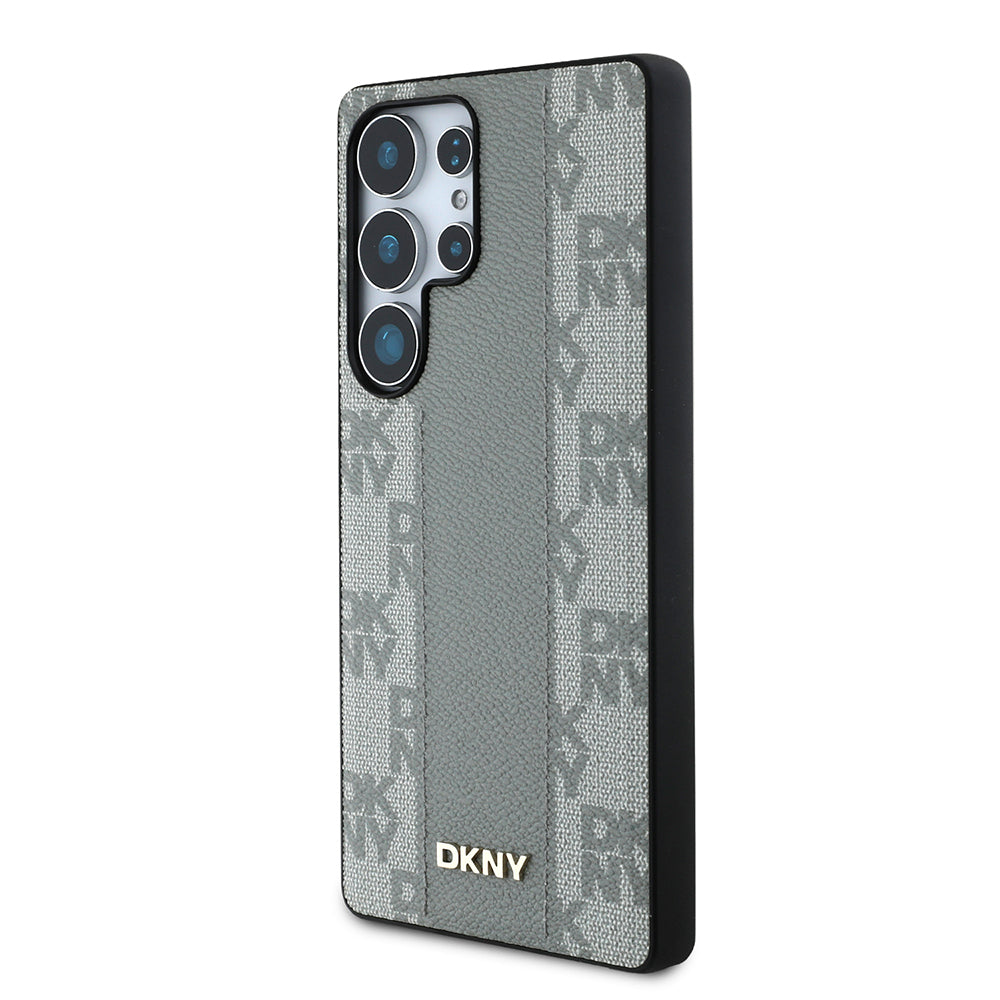Galaxy S25 Ultra Kılıf DKNY Orjinal Lisanslı M-safe Şarj Özellikli 3D Yazılı Checkered Pattern Kapak Bej