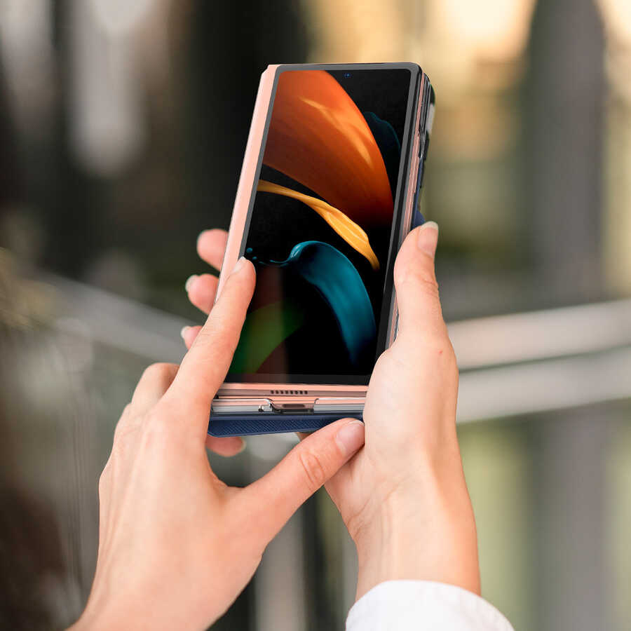 Galaxy Z Fold 2 Kılıf Araree Bonnet Kılıf Siyah