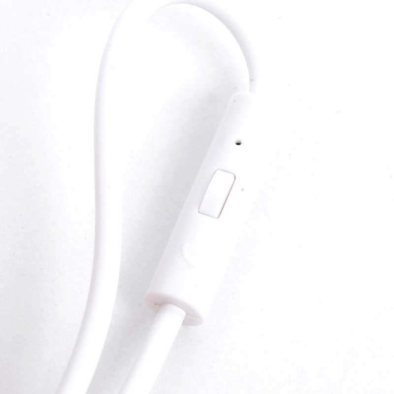 Go Des GAC-206 Aux Audio Kablo Kırmızı