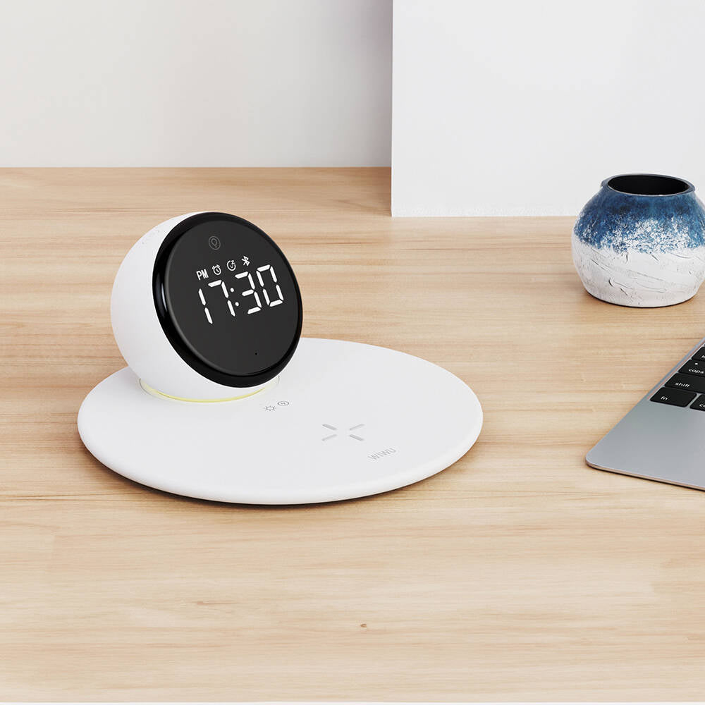 Wiwu Wi-W017 Kablosuz Şarj Standlı Çift Alarmlı Dijital Saatli Bluetooth Speaker Hoparlör Beyaz