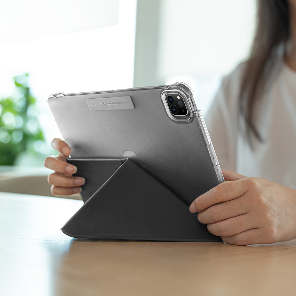 Apple iPad Pro 13 2025 M5 Raptic Clear Folio Airbagli Şeffaf Kapaklı Katlanabilir Standlı Kılıf Siyah