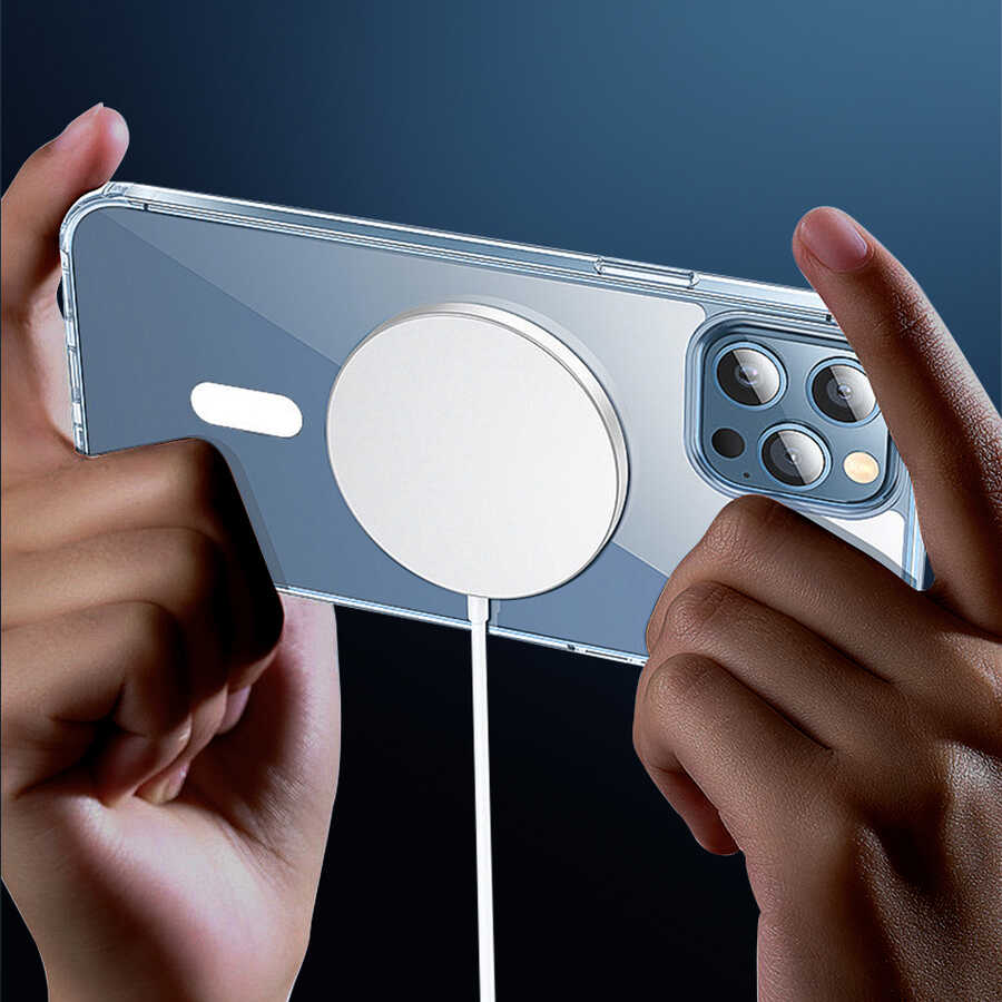Apple iPhone 14 Wiwu M-safe Şarj Özellikli Lens Korumalı Şeffaf Silikon Kapak Siyah