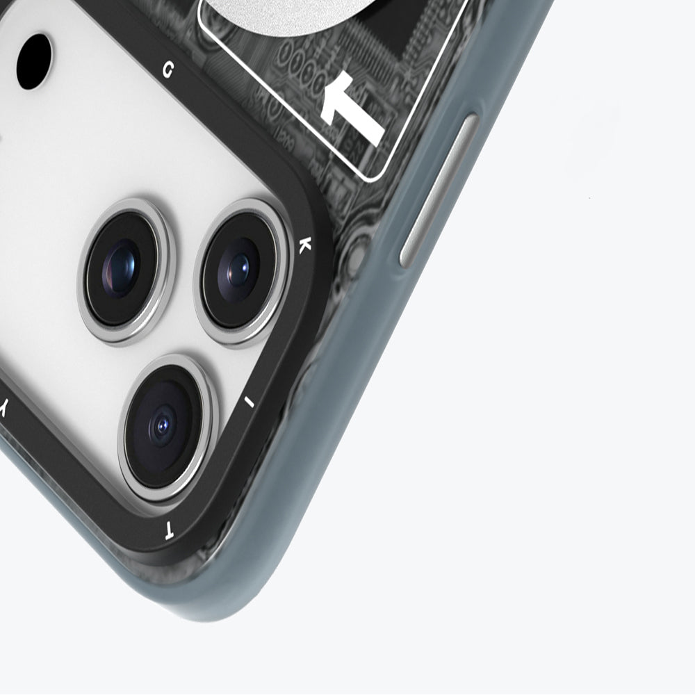 Apple iPhone 17 Pro Max Kılıf M-safe Şarj Özellikli Kamera Denetim Butonlu Youngkit Technology Serisi Kapak Siyah