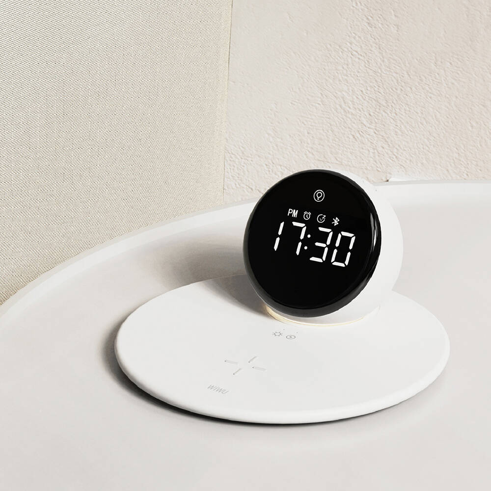 Wiwu Wi-W017 Kablosuz Şarj Standlı Çift Alarmlı Dijital Saatli Bluetooth Speaker Hoparlör Beyaz
